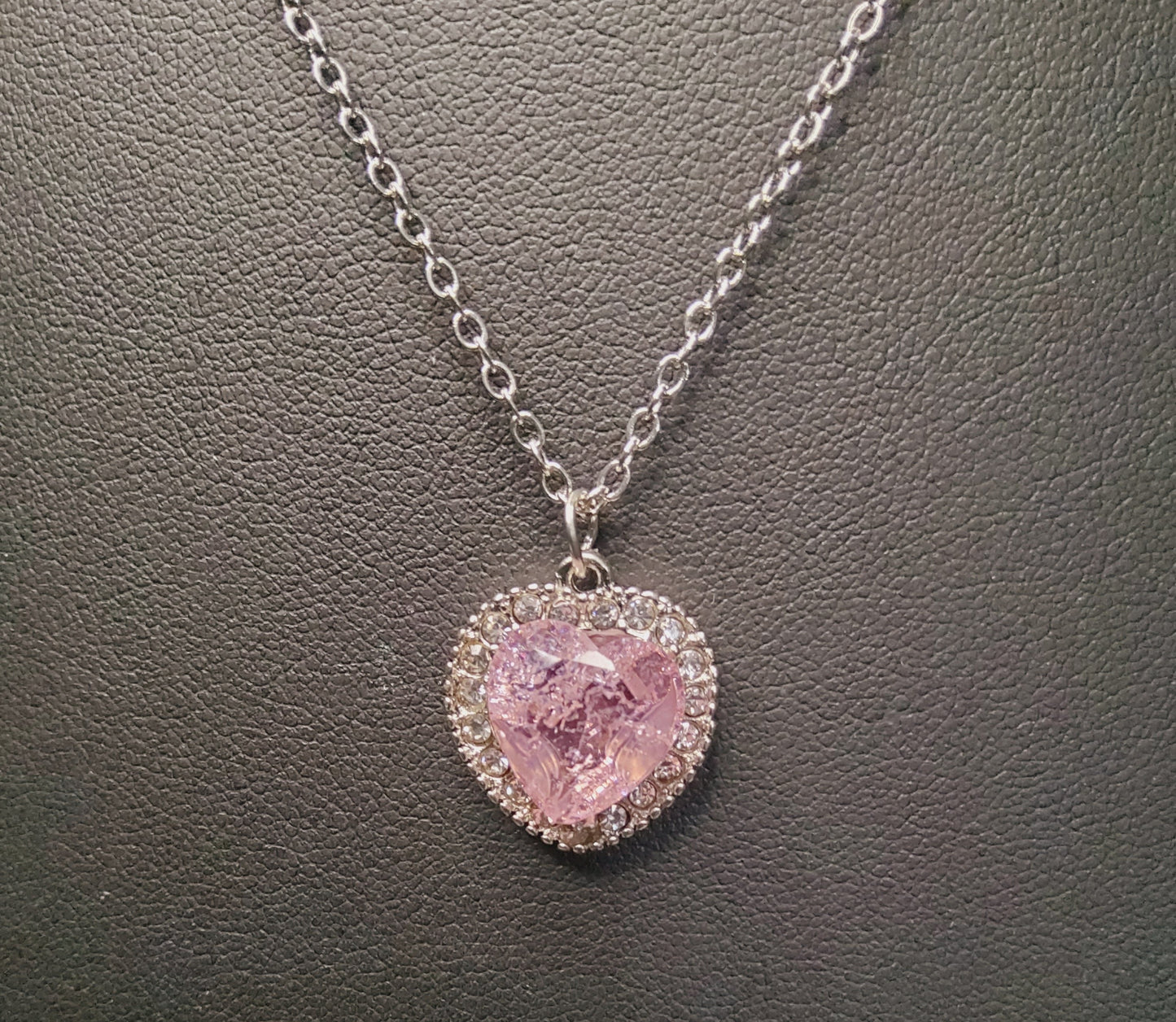 Showing My Love - Pink