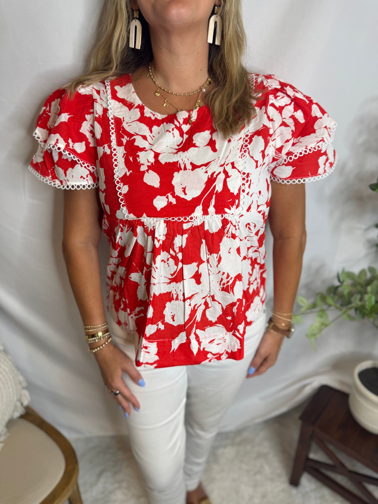 The Flirty Floral Top