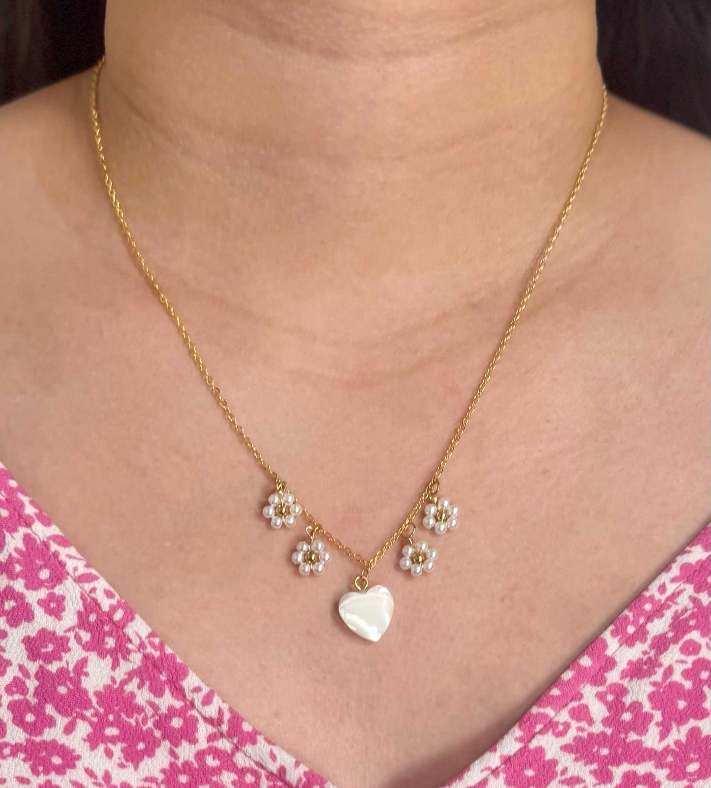 Gold Necklace - Blooming Love Heart Daisy 16K Christian Pendant*ONE LEFT