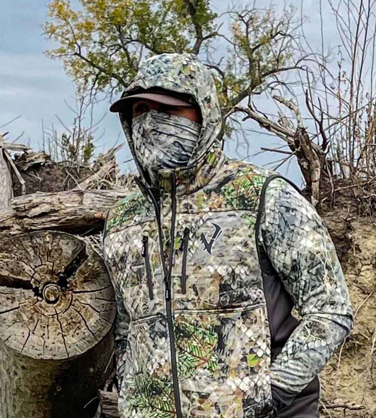 Vycah Kinsley Vest - Fall Camo