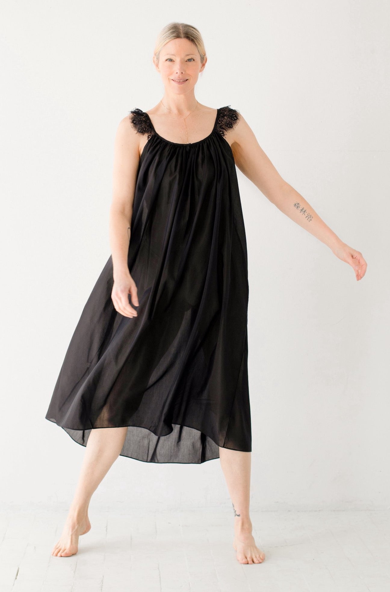 Betty Curve Long Gown