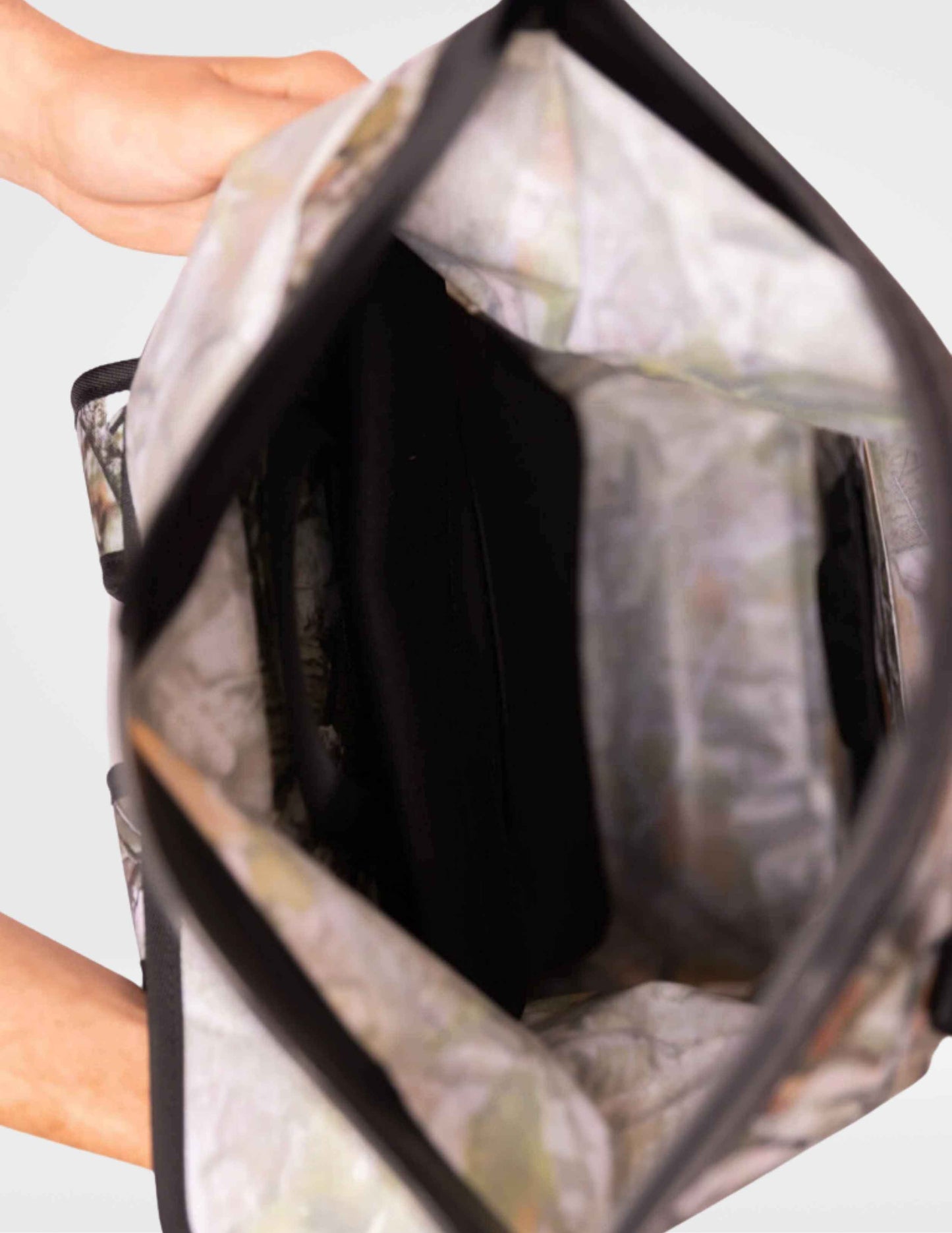 Waterproof Auto Sealing Floatable Scent Proof Camo Dry Bag 25-Liter