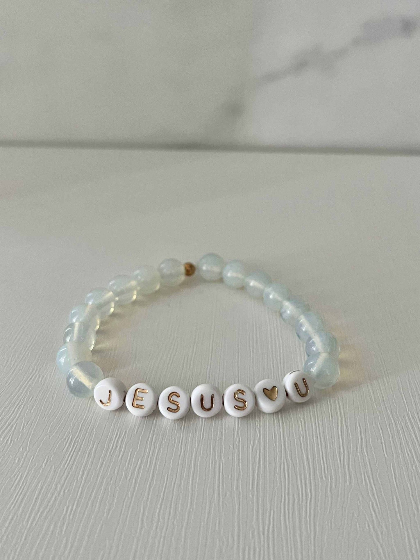 Jesus Loves U Bead Bracelet – Marble Faith-Inspired Jewelry