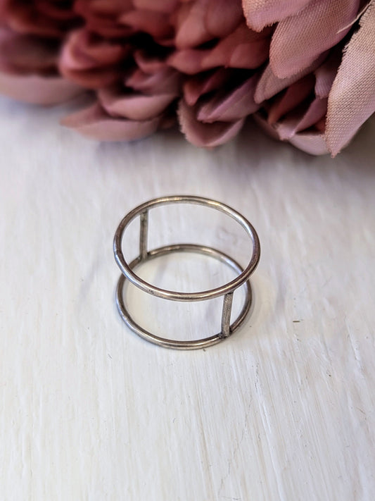 Tarnished Sterling Silver Ring - Size 9