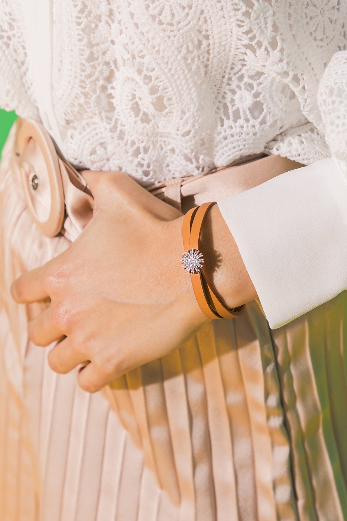 The Daisy Never Take Off Bracelet