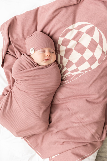 Knit Checkered Hot Air Balloon Blanket
